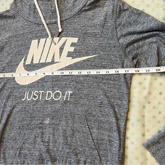 Sz Sm Nike Heather Gray Pullover Hoodie with White Logo - Picture 3 of 7